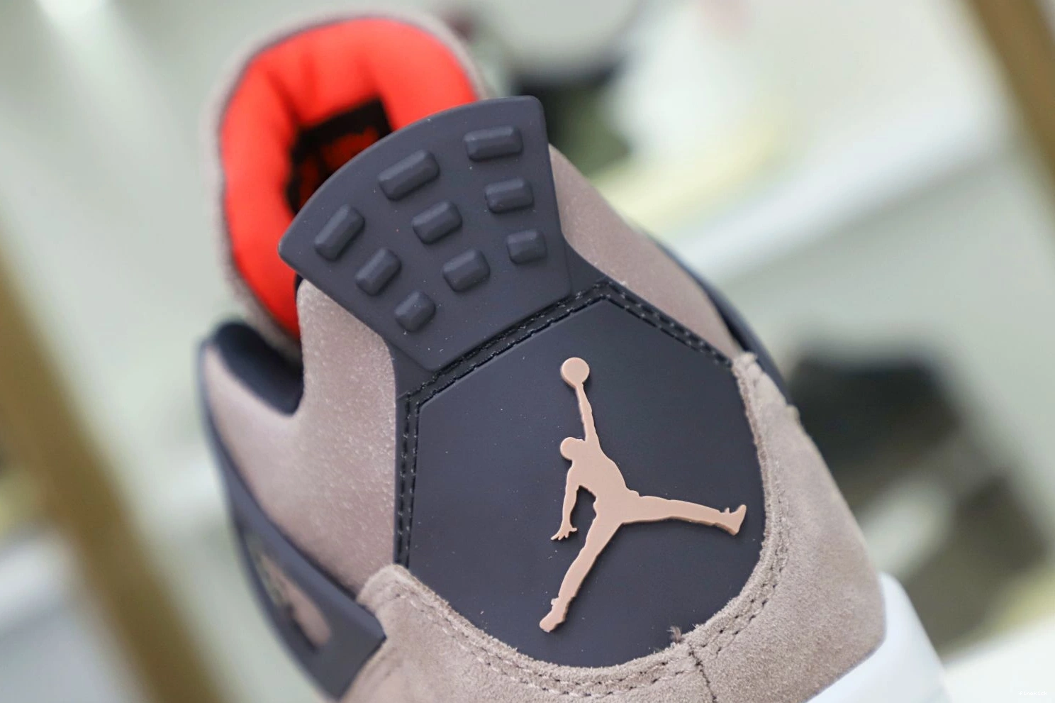 RETRO 'TAUPE HAZE' JORDAN AIR 4 0310